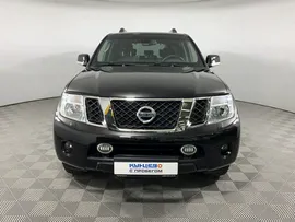 NISSAN Pathfinder 2.5, 2013