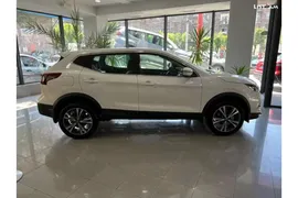 Nissan Qashqai, 2.0 л., 2022 г., почти новый