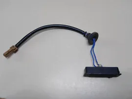 Кнопка открывания багажника Nissan Tiida (C11) 2007-2014