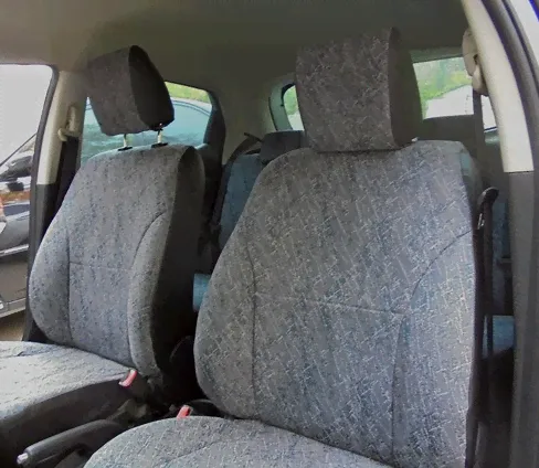 Чехлы на Nissan March 2002-2004 года, из ткани-0