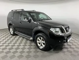 NISSAN Pathfinder 2.5, 2013