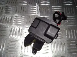 Замок крышки (двери) багажника Nissan Primera P12, Primera P12