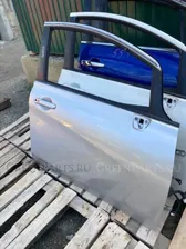 Дверь на Nissan Note E12 HR12DDR