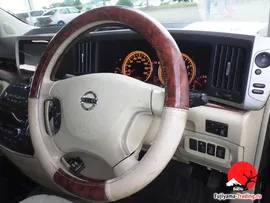 Nissan Elgrand 2005