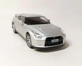 Nissan GT-R (серебристый) Ниссан