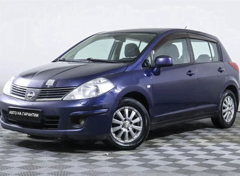 Nissan Tiida I-3