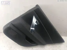 Обшивка двери задней правой (дверная карта) Nissan Primera P12 (2002-2008) 53105306