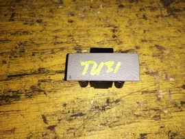бардачок Nissan Presage TU31