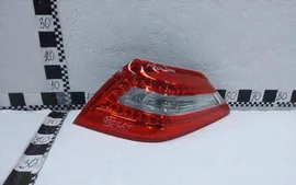 26550JN00A Фонарь задний правый наружный Nissan Teana J32