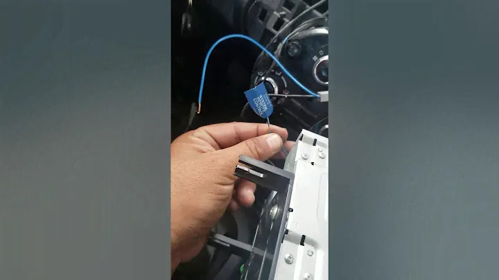 Solución a Antena de radio Nissan Versa