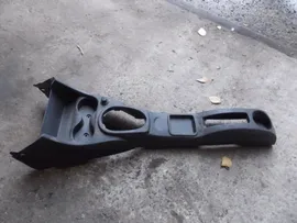 Консоль между сиденьями Nissan ALMERA G15