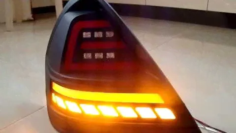 Динамический поворотник Nissan Tiida