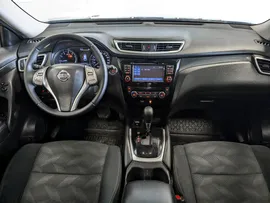 Nissan X-Trail 2017 2.5 л. 4WD вариатор
