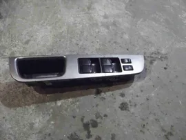 Блок управления стеклоподъемниками Nissan TIIDA C11