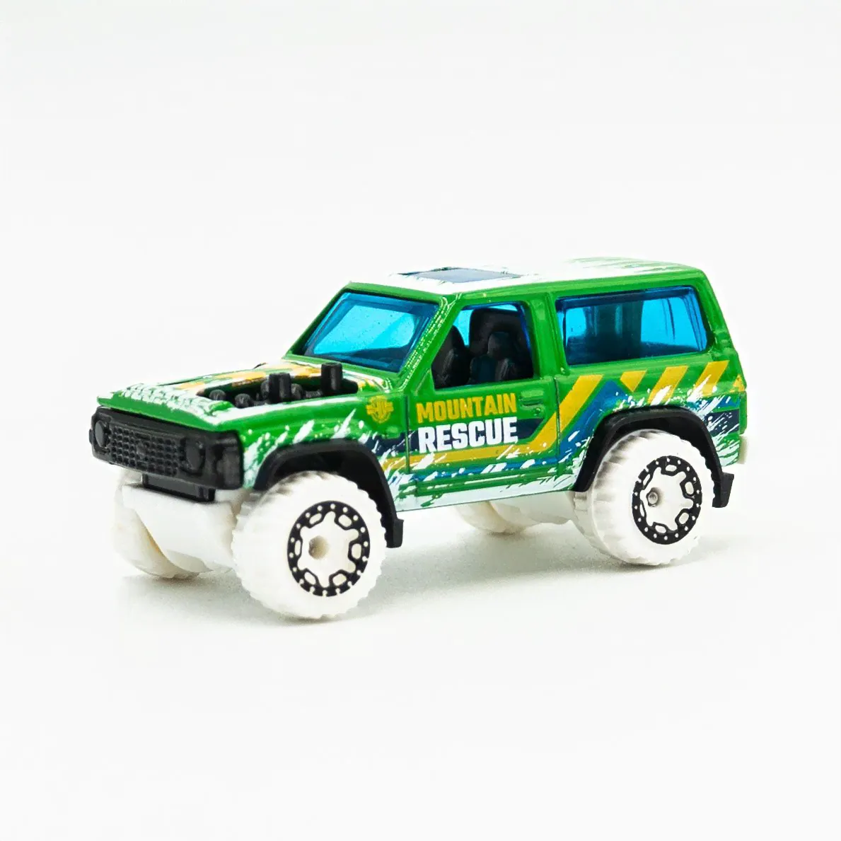 Машинка Hot Wheels КОЛЕСА В СНЕГУ Nissan Patrol Custom Green Новинка. Case F 2024