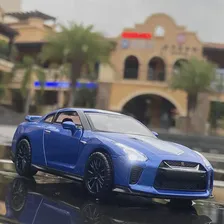 1:32 NISSAN GTR R35 50th Автомобиль из сплава, Литая под давлением Игрушечная модель Автомобиля, Звук и свет, Детские игрушки, Коллекционные предметы, Подарок На День Рождения, Украшения