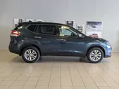 Nissan X-Trail 2017 2.5 л. 4WD вариатор