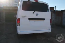 Nissan NV200 белый 7 мест
