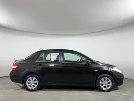 NISSAN Tiida 1.6, 2013