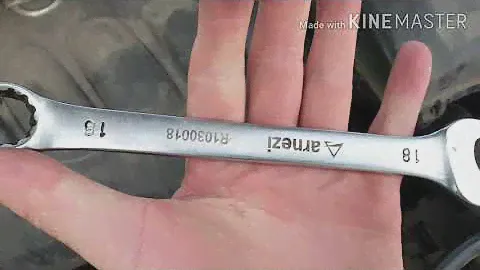 ЗАМЕНА СТАРТЕРА НА NISSAN SERENA NC25 / ЗАЛИПАЛИ ПЯТАКИ