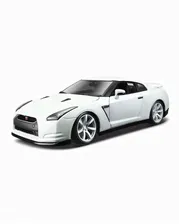 Сборка машины Nissan GT-R 1:18 Bburago (Ббураго)