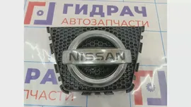 Накладка на решетку радиатора Nissan Qashqai (J10) 62314-JD00A.