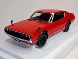NISSAN SKYLINE 2000 GT-R (KPGC110) 1:18 AUTOART*