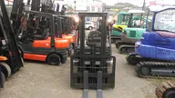 1601001 Вилочный погрузчик Nissan SB-YL02
