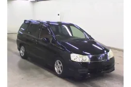 Nissan LIBERTY RM12 - 2004 год в Москве