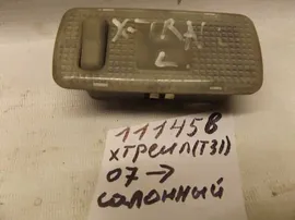 Плафон салонный Nissan X-Trail (111458СВ)