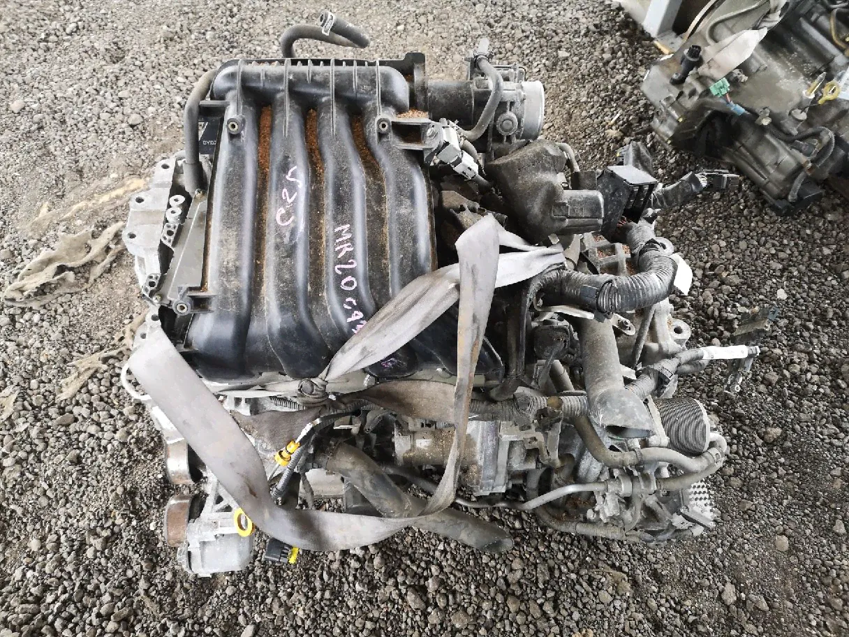 Двигатель на Nissan Serena C26 MR20