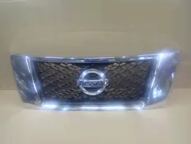 решетка радиатора решетка nissan pathfinder 2013 -