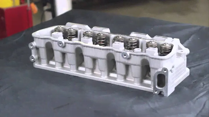 Nissan K21 K25 engine head: Intella Parts