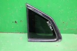Стекло двери NISSAN QASHQAI J11 2013