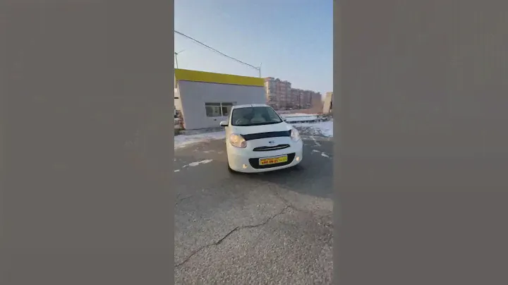 Nissan March 2011 года в Абакане