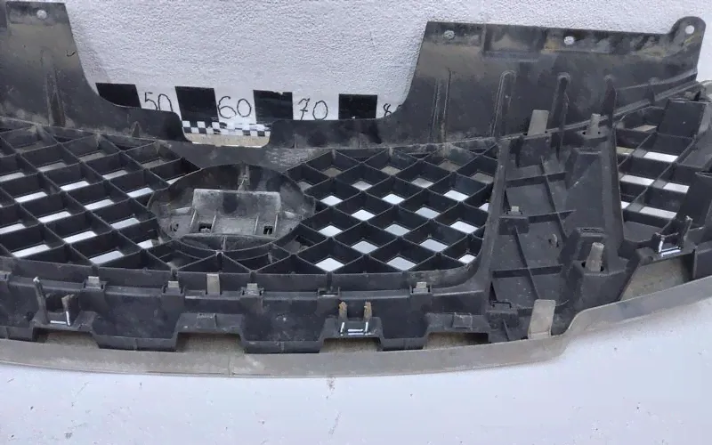 Решетка радиатора Nissan Pathfinder R51 Restail-1