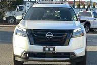 Nissan Pathfinder SL