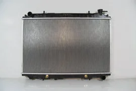 Радиатор охлаждения NISSAN SERENA (95-) 2.0 D, 2.3 D для NISSAN SERENA