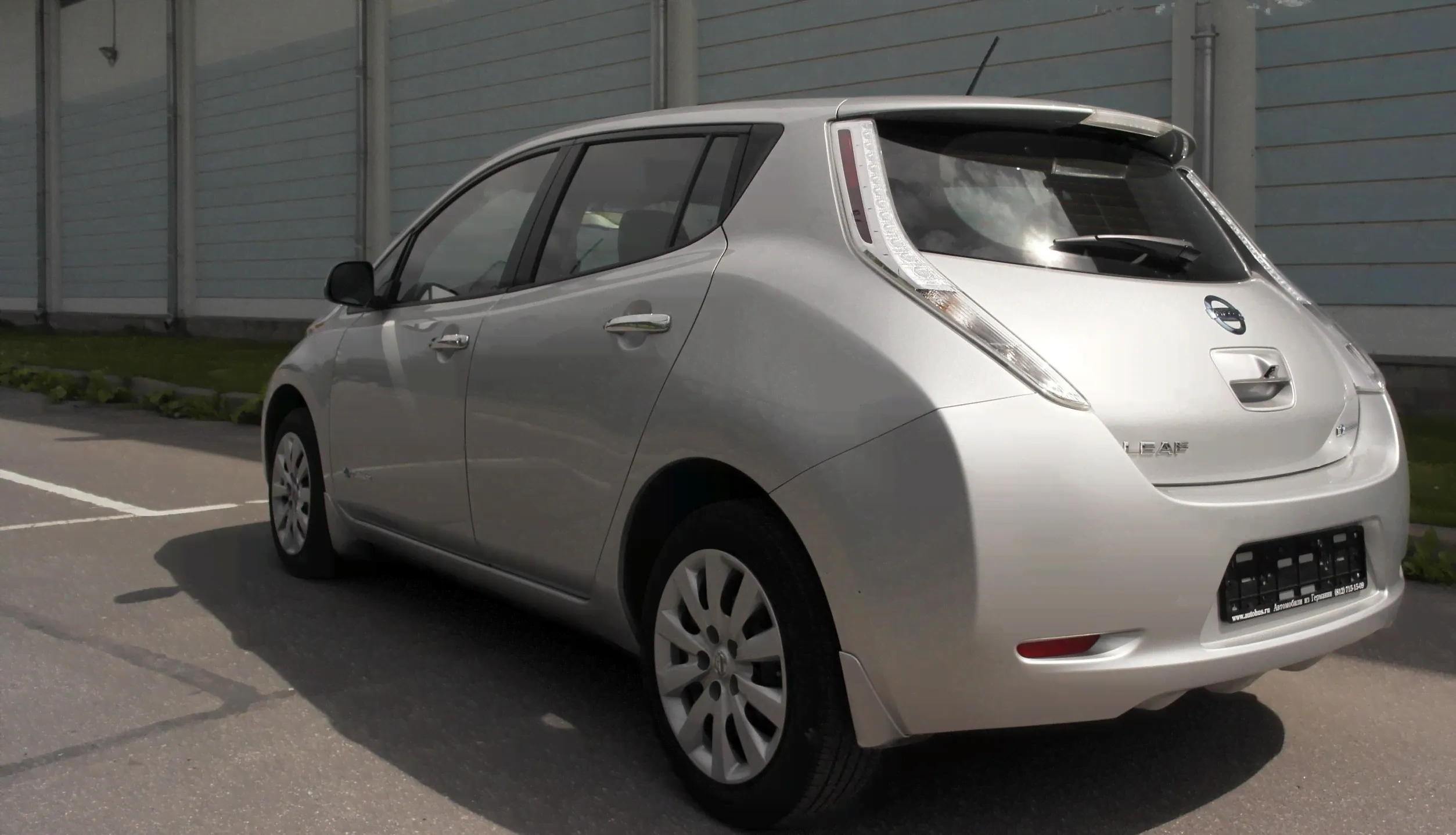 ЭЛЕКТРОМОБИЛЬ NISSAN LEAF S-4