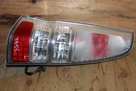 Стоп-сигнал Nissan Serena TC24