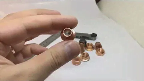 Гайка коллекторная самоконтр. с фланцем M8 х 1.25 ключ 10