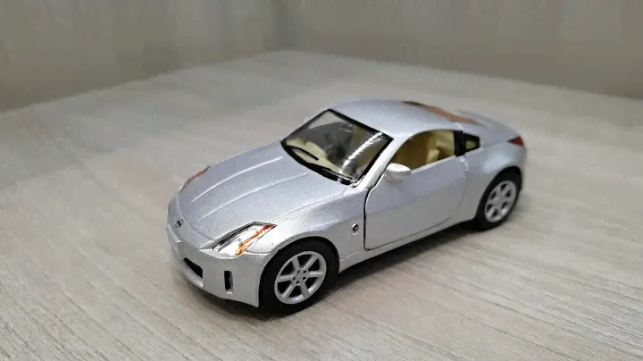 Машинка «Kinsmart» KT 5061 W "Nissan 350Z" - Хороший вариант?