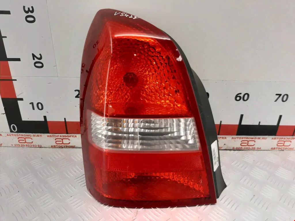 Фонарь задний левый Nissan Primera P12, Primera P12-2