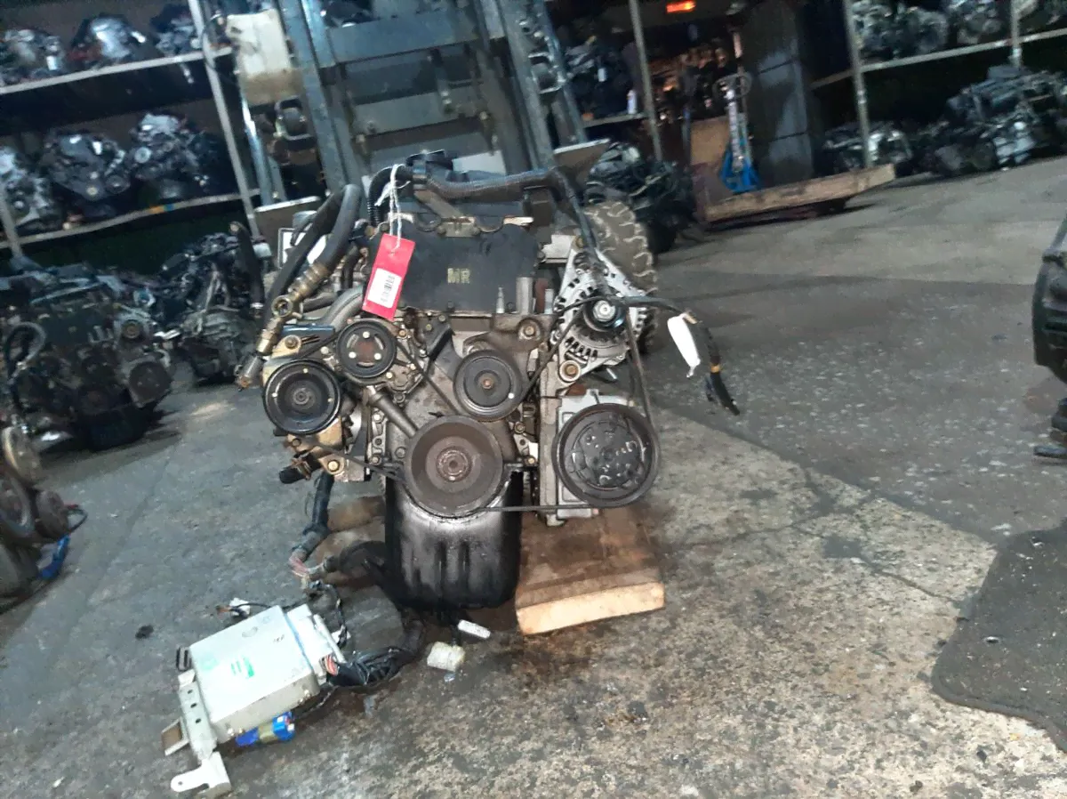 Двигатель на Nissan March K11 CG10DE-1