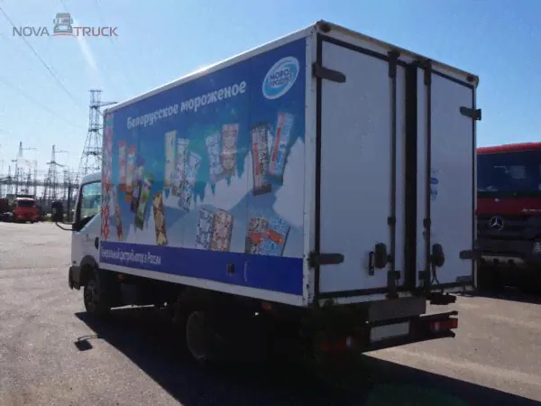 Nissan Cabstar-1