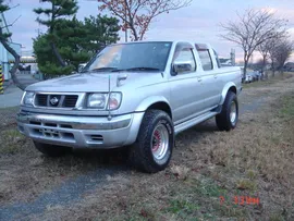 NISSAN DATSUN 3200сс