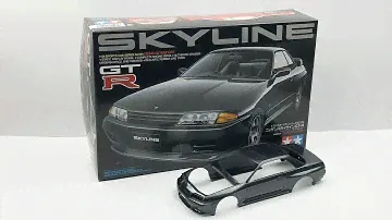 Unboxing: Nissan Skyline GT-R 1/24 Scale Model Car (Tamiya)