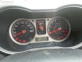 Стекло на Nissan Note E11