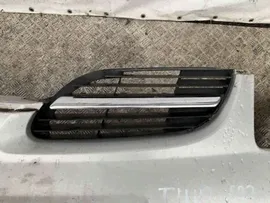 решетка радиатора Nissan Almera Tino V10 2002