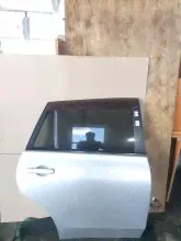 Дверь NISSAN WINGROAD Y12
